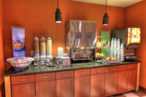 Hampton Inn Pigeon Forge - image 21