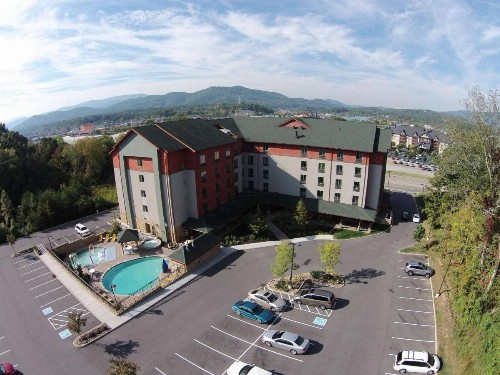 Hampton Inn Pigeon Forge - image 3