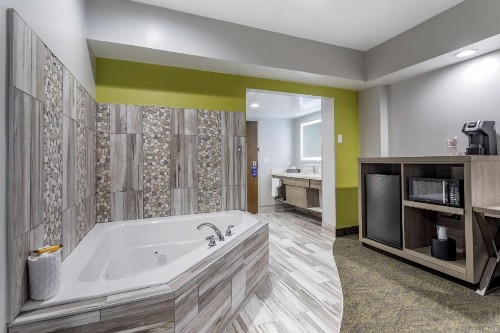 Best Western Plus Mountain Melodies Inn & Suites - image 23