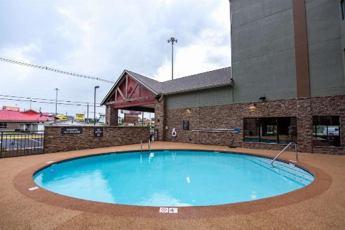 Best Western Plus Mountain Melodies Inn & Suites - image 38