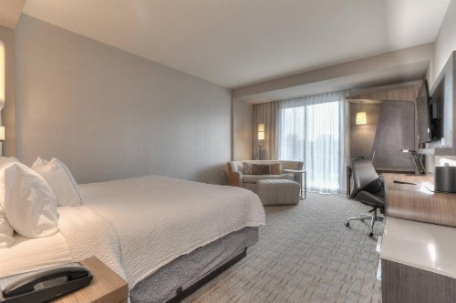Courtyard by Marriott Pigeon Forge - image 20