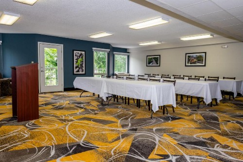 Twin Mountain Inn & Suites - image 41