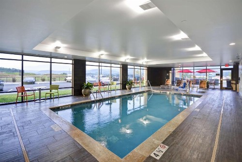 Home2 Suites By Hilton Pigeon Forge - image 17