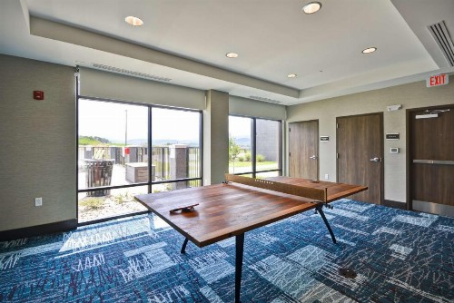 Home2 Suites By Hilton Pigeon Forge - image 37