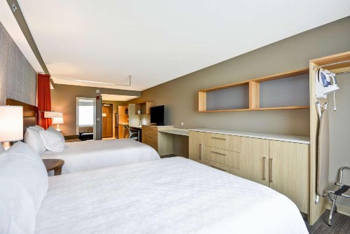 Home2 Suites By Hilton Pigeon Forge - image 38