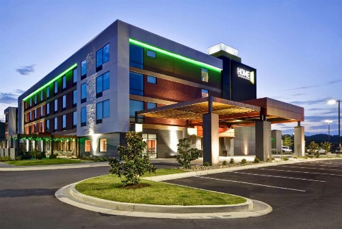 Home2 Suites By Hilton Pigeon Forge - image 7