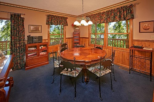 Sanctuary Cabin - image 5