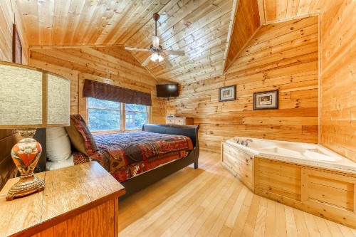 A Barefoot Landing - image 11
