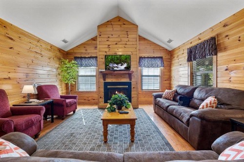 Poplar Point Condo Unit 12D - image 10