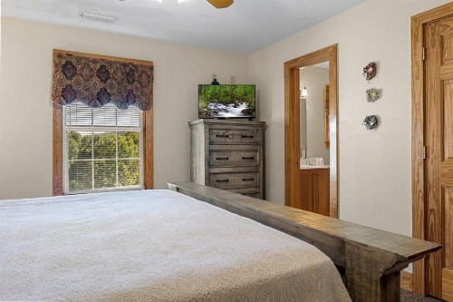 Poplar Point Condo Unit 12D - image 20