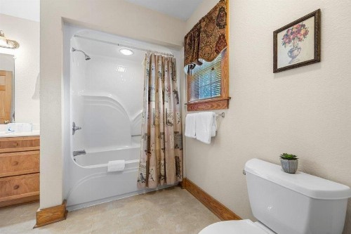 Poplar Point Condo Unit 12D - image 5