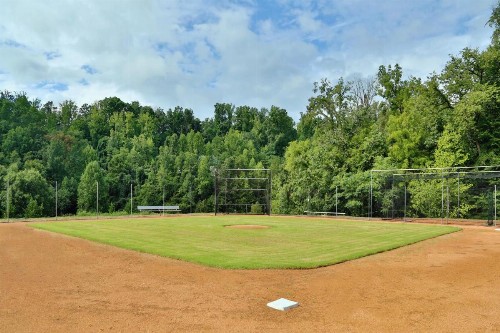 Poplar Point Condo Unit 12D - image 6
