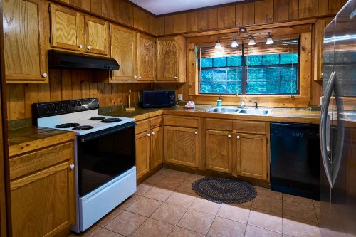 A Cabin In The Woods - image 38