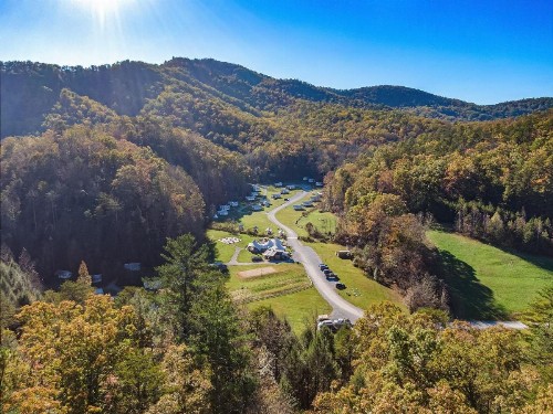 Under Canvas Smoky Mountains - image 23