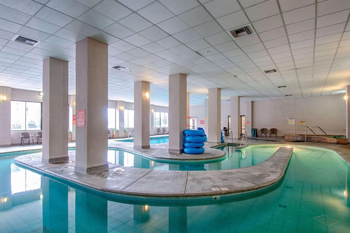 Park Tower Inn - main image