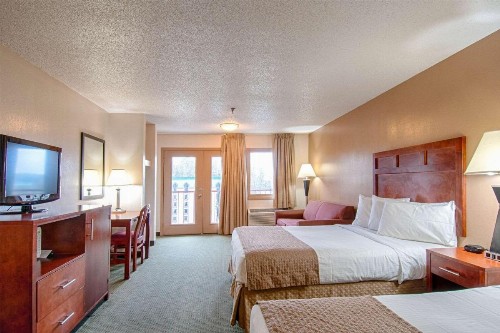 Park Tower Inn - image 31