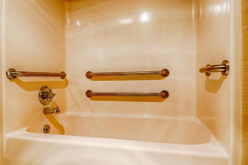 Park Tower Inn - image 43