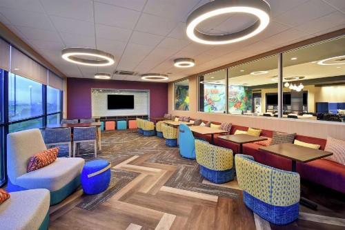 Tru By Hilton Pigeon Forge - image 11