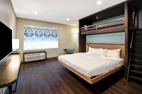 Tru By Hilton Pigeon Forge - image 19