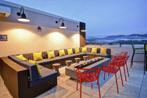 Tru By Hilton Pigeon Forge - image 21