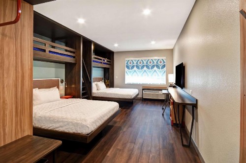 Tru By Hilton Pigeon Forge - image 40