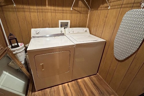 Tucked Away Cabin - image 18