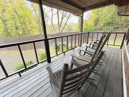 Tucked Away Cabin - image 30