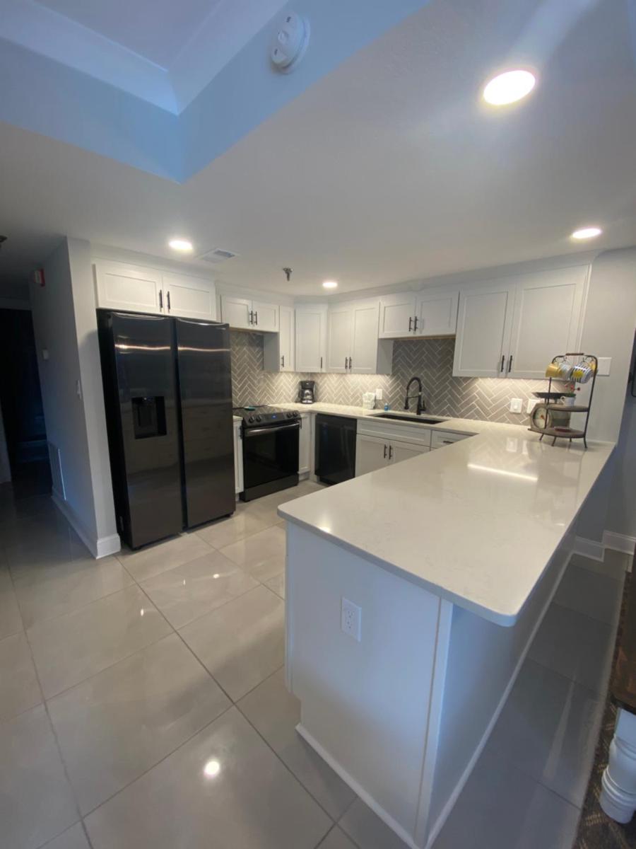River Place Condos 111 3BD - image 6