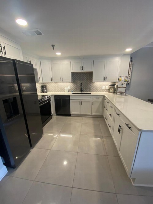 River Place Condos 111 3BD - image 7