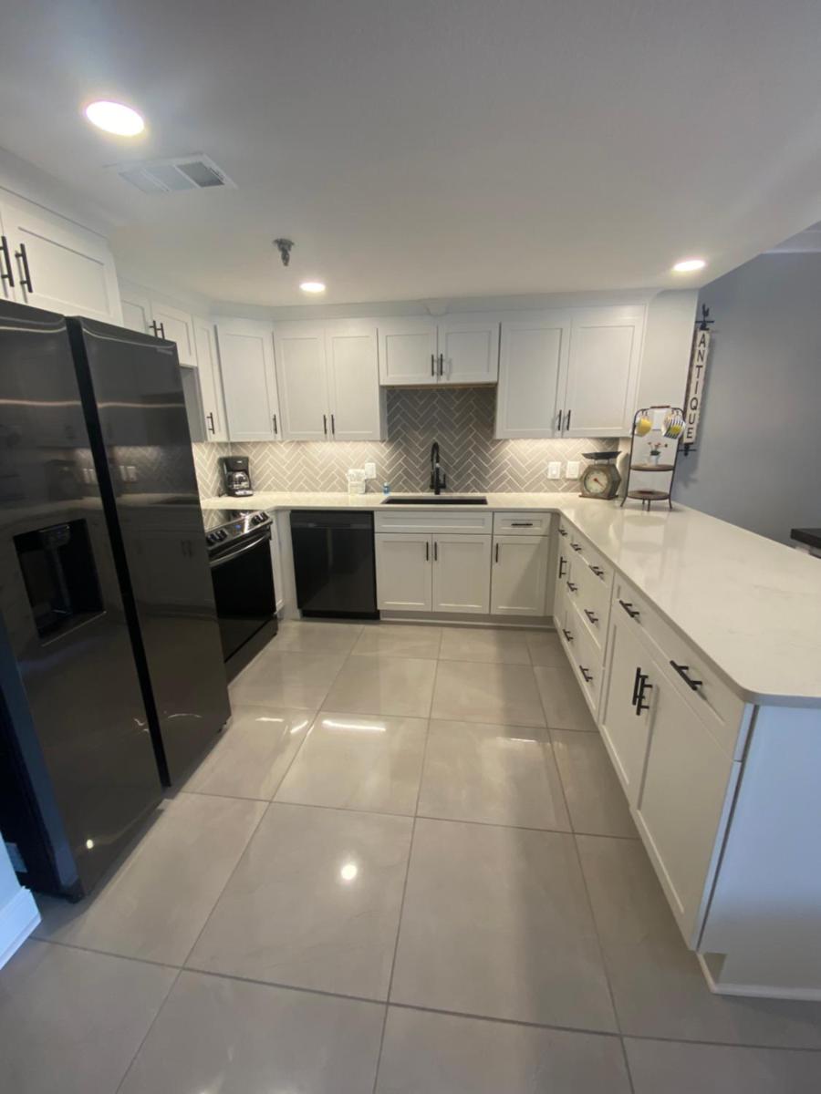 River Place Condos 111 3BD - image 7
