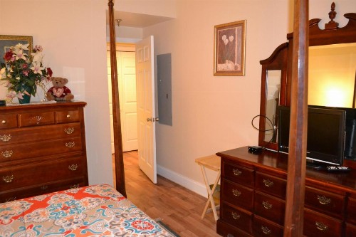 River Place Condos 411 3BD - image 8