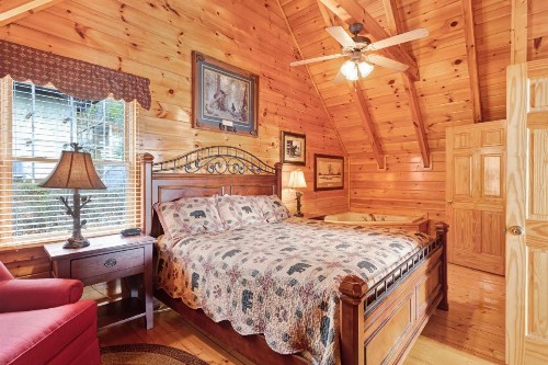 Dancing Bear Lodge - image 8