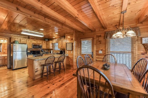 Mountain Dreams at Sherwood - image 9