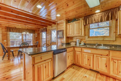 Treehouse - image 9