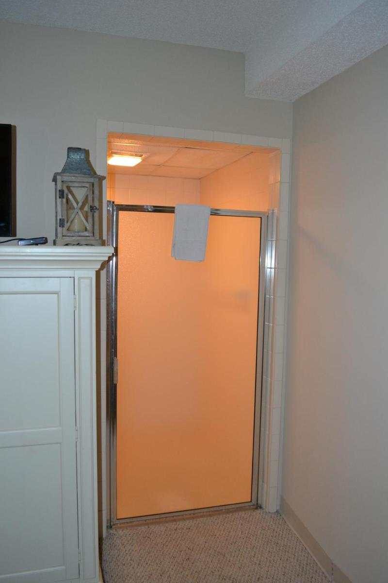 River Place Condos 407 2BD - image 4