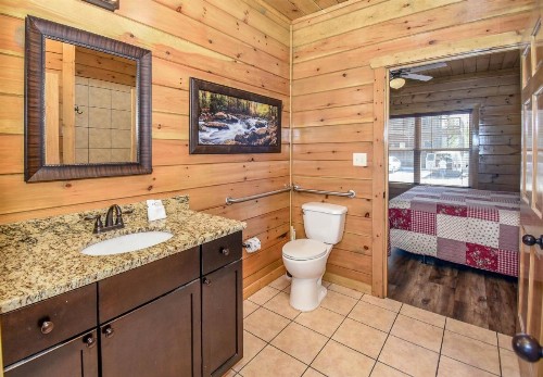SmokyStays 10 Bedroom Cabin - image 38