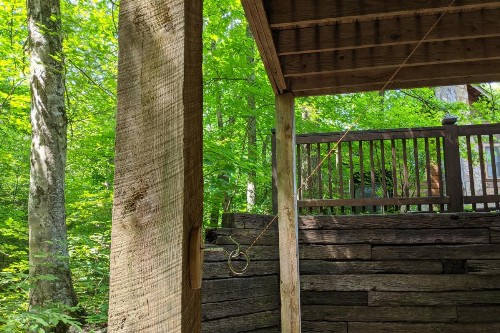 Secluded Creekside Retreat with Private Hot Tub cabin - image 7