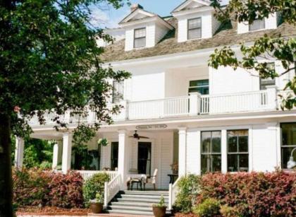 The Magnolia Inn - image 1