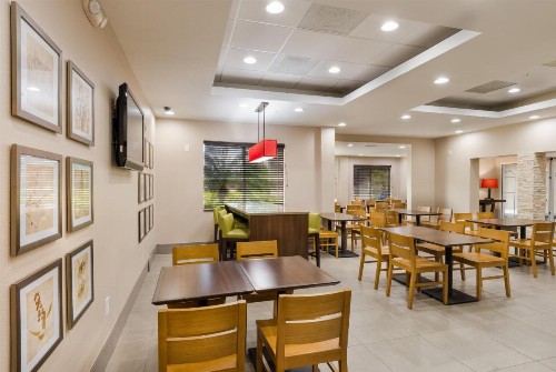 Country Inn & Suites by Radisson St. Petersburg - Clearwater FL - image 6