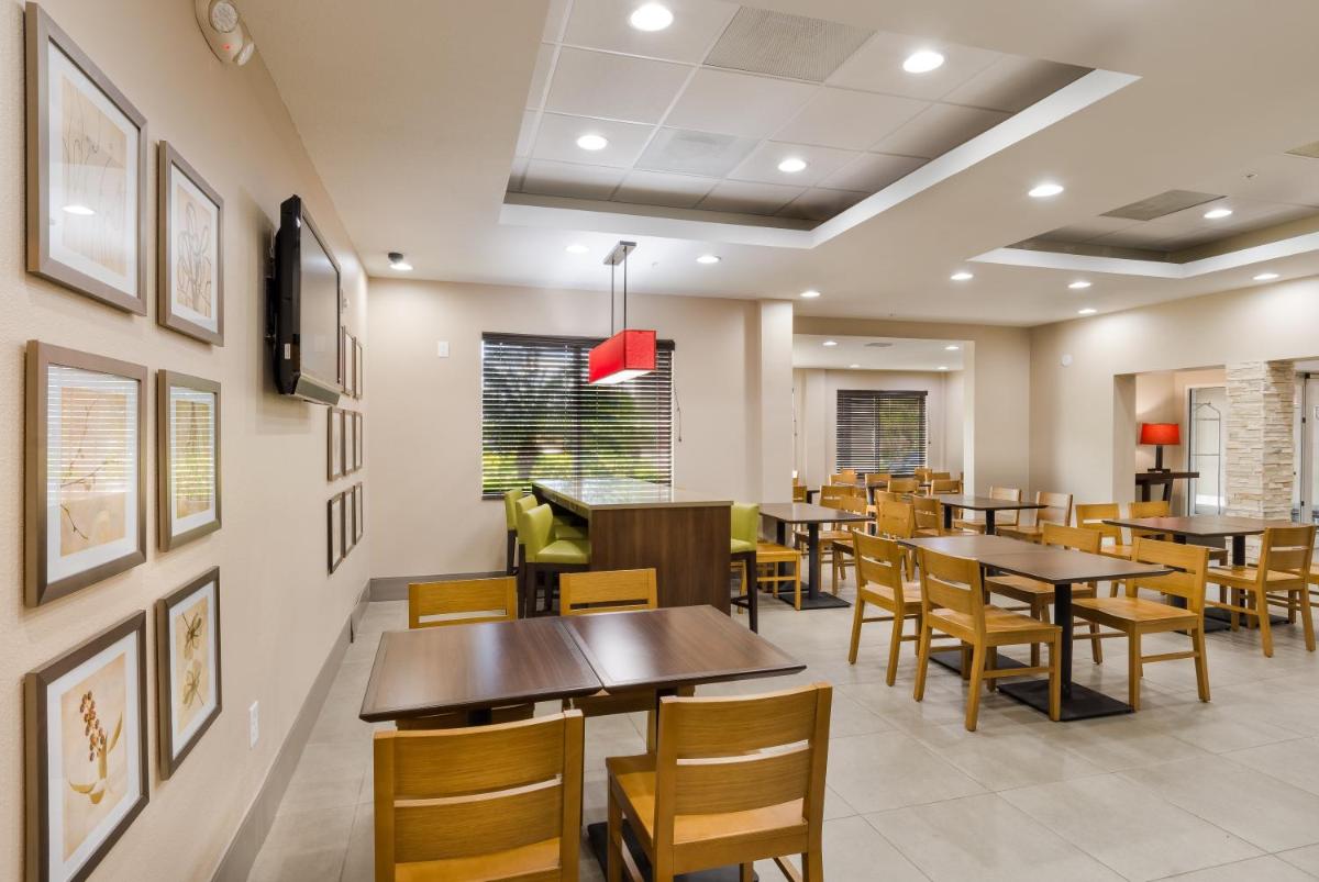 Country Inn & Suites by Radisson St. Petersburg - Clearwater FL - image 6