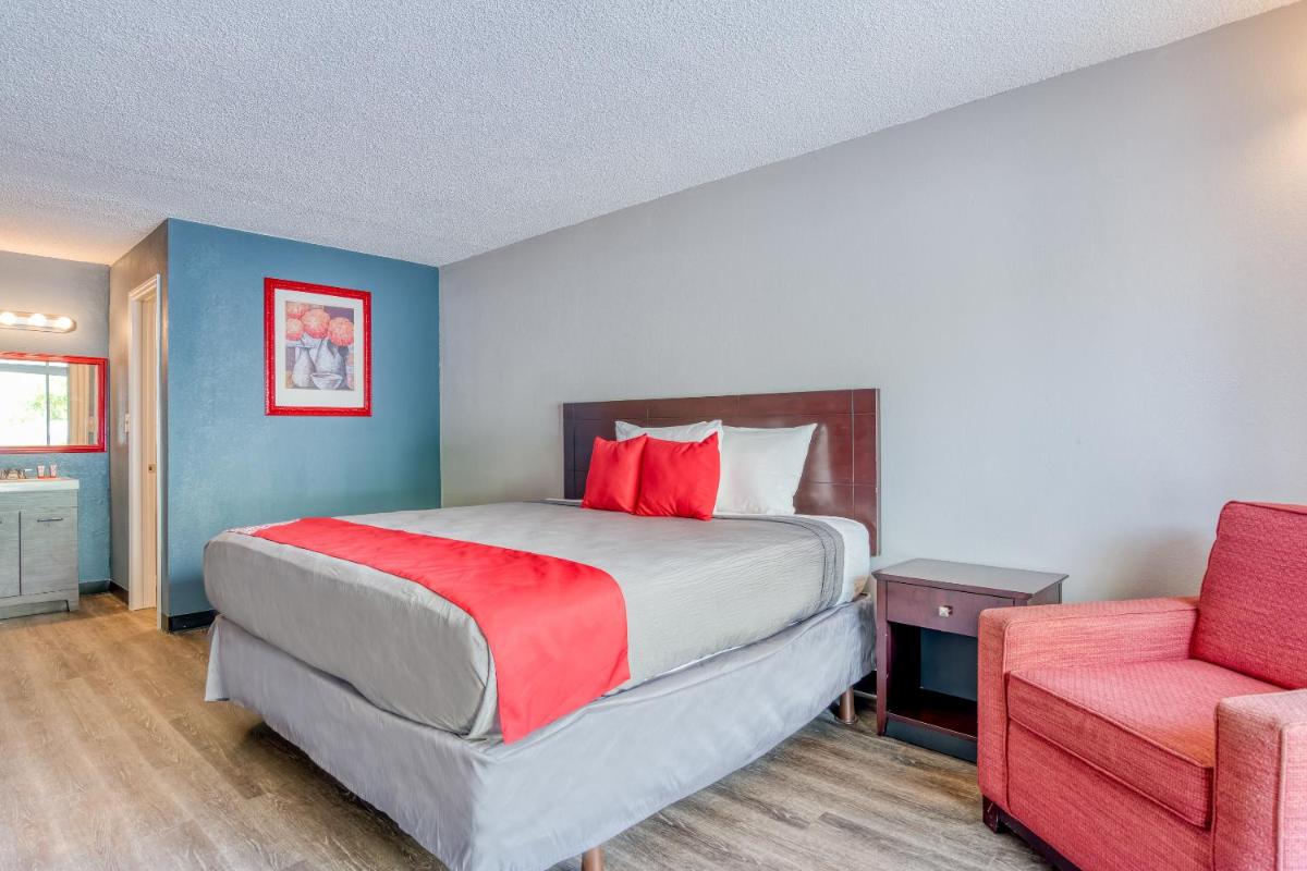Bayside Inn Pinellas Park - Clearwater - image 6