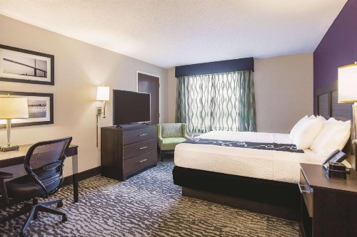 La Quinta by Wyndham Clearwater South - image 43