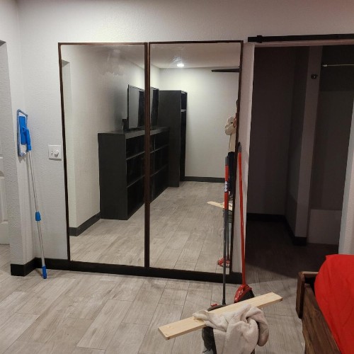 Pinetop Studio Suites - image 14