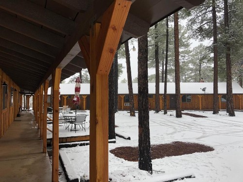 TimberLodge Inn - image 17