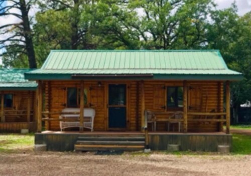 Double B Lodge - image 10