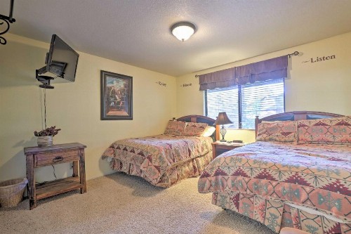 Pinetop Condo with Balcony Less Than 30 Mi to Sunrise Ski! - image 11