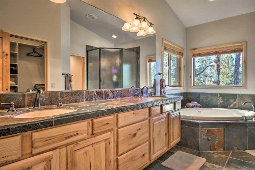 Cozy High Country Log Cabin Hike Fish Golf Ski - image 9