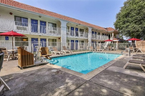 Motel 6-Pinole CA - image 21