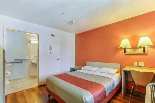 Motel 6-Pinole CA - image 22
