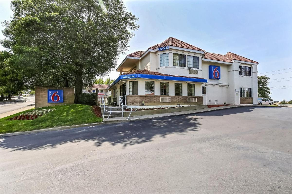 Motel 6-Pinole CA - image 6